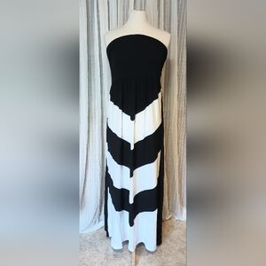 Design History Black White Chevron Strapless Long Maxi Dress NWT Sz XL